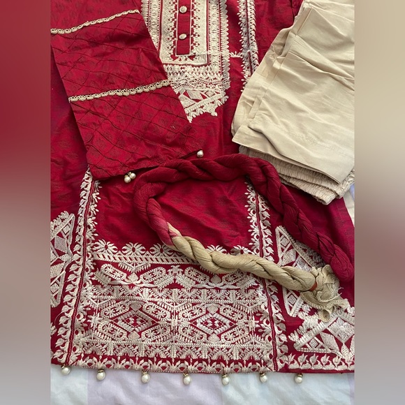 Brand new three piece cotton with embroidered - Picture 2 of 6